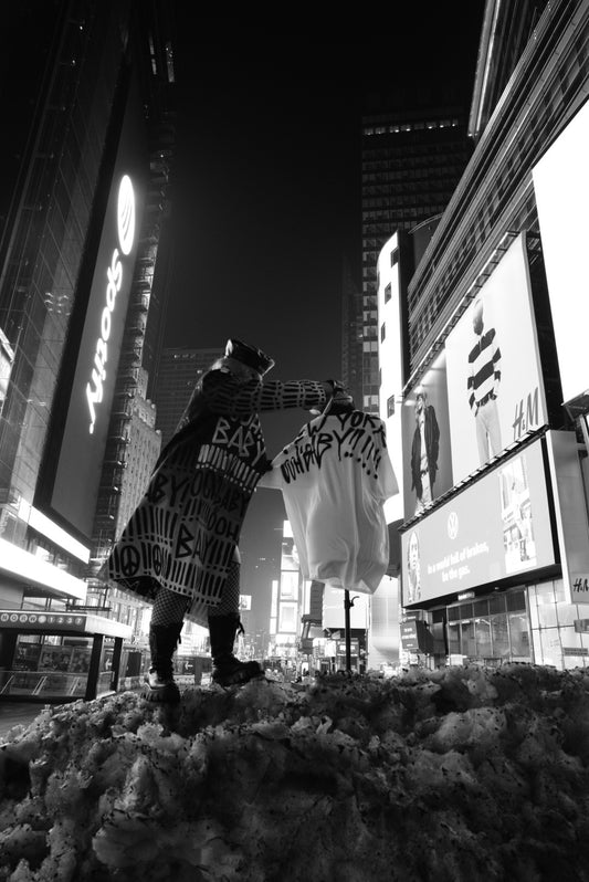 "OOH BABY !!!!!!!!" Spraypainted Tshirt